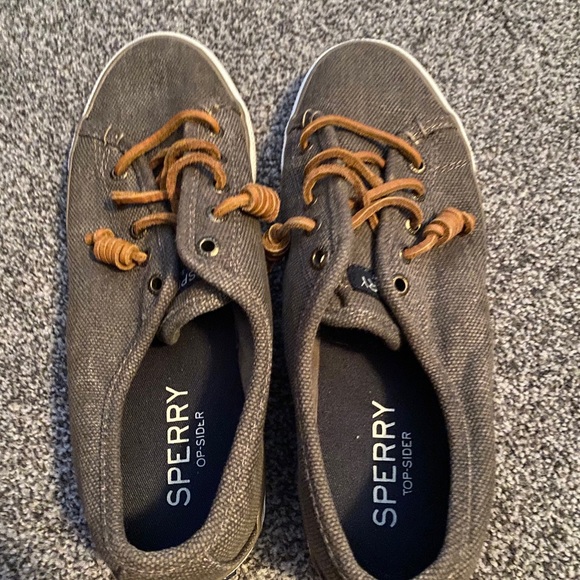 Women’s sperry canvas slip-ons - Picture 2 of 3